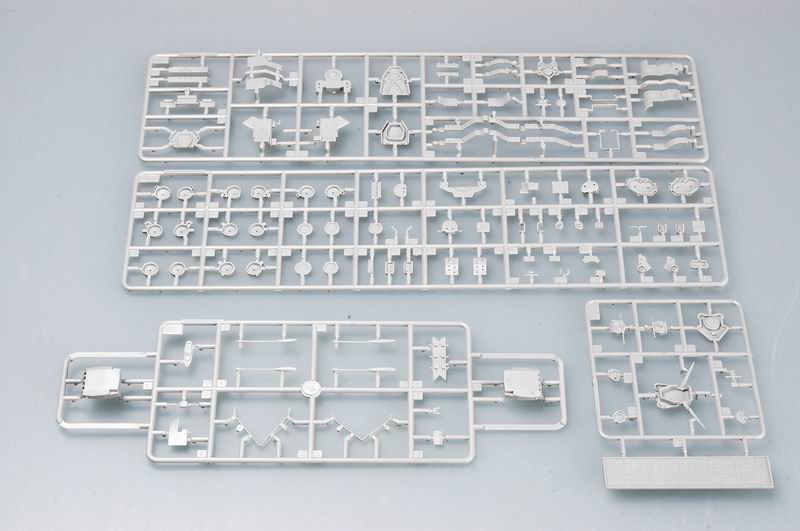 Trumpeter 05750 French Navy Battleship Richelieu (1943) 1:700 Scale Model kit