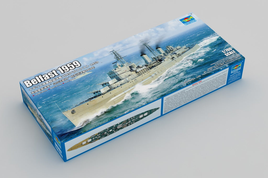 Trumpeter 06702 HMS Belfast Light Cruiser 1959 1:700 Scale Model