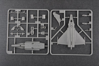 Trumpeter 03912 French Airforce Rafale C 1/144 Scale model kit