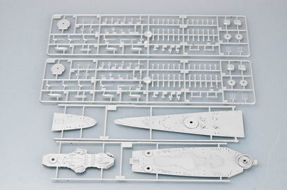Trumpeter 05750 French Navy Battleship Richelieu (1943) 1:700 Scale Model kit