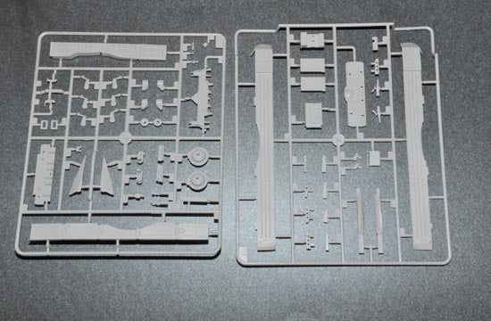 Trumpeter 05560 1/35 Scale Russian T-90 MBT - Cast Turret