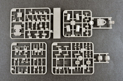 Trumpeter 06702 HMS Belfast Light Cruiser 1959 1:700 Scale Model