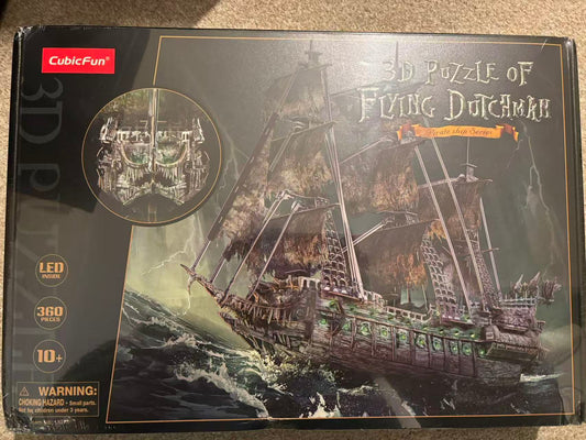 CubicFun 3D Puzzles Pirate Ship Flying Dutchman Luxury version with LED